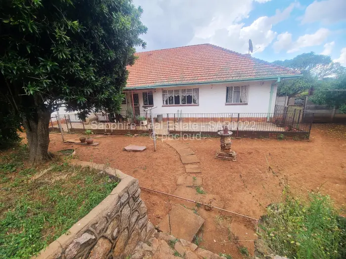 3 Bedroom House for Sale in Newton West, Bulawayo