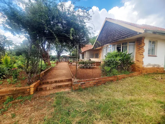 3 Bedroom House for Sale in Newton West, Bulawayo