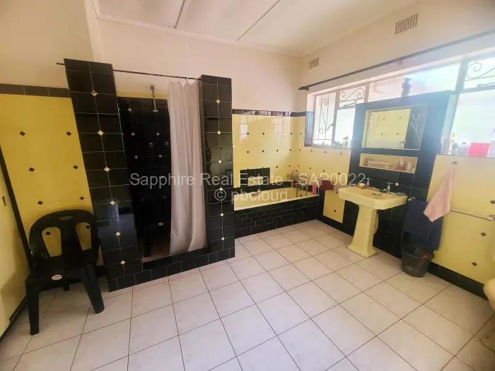 3 Bedroom House for Sale in Newton West, Bulawayo