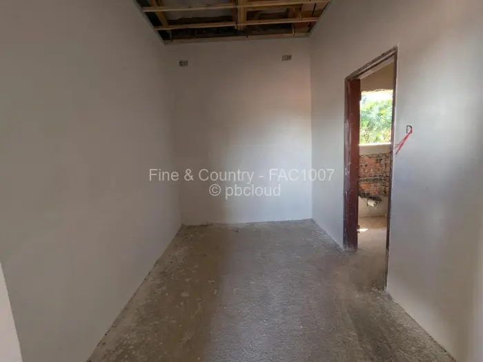 Townhouse/Cluster for Sale in Greendale, Harare