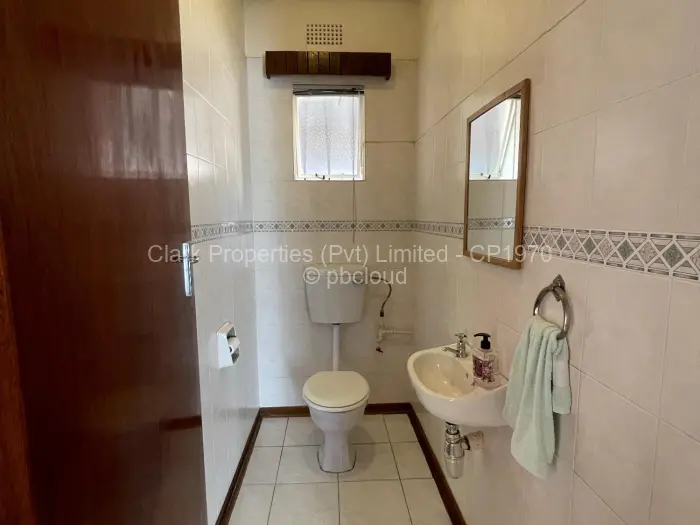 3 Bedroom House for Sale in Suburbs, Bulawayo