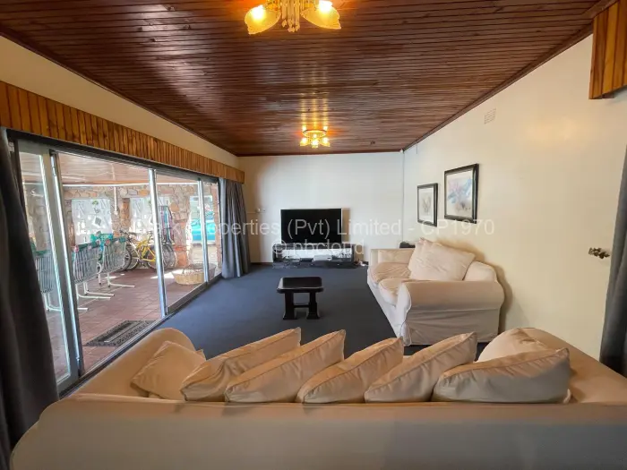3 Bedroom House for Sale in Suburbs, Bulawayo
