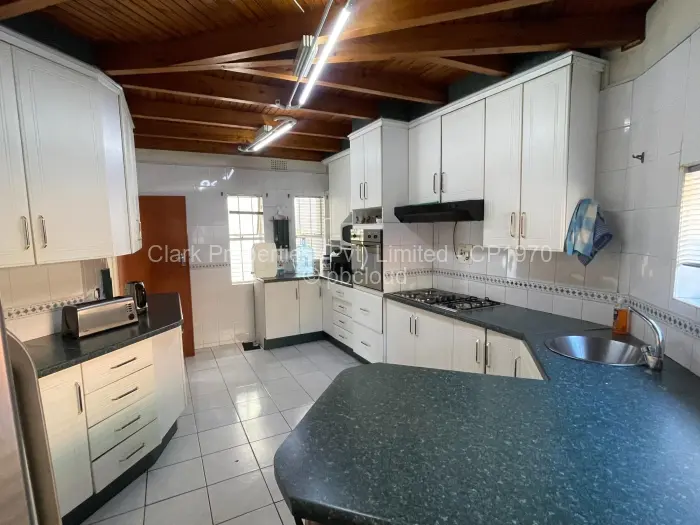 3 Bedroom House for Sale in Suburbs, Bulawayo