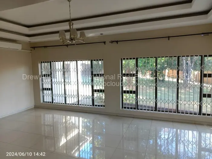 4 Bedroom House for Sale in Glen Lorne, Harare