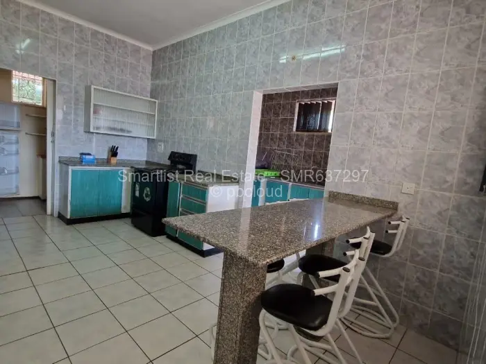 4 Bedroom House to Rent in Milton Park