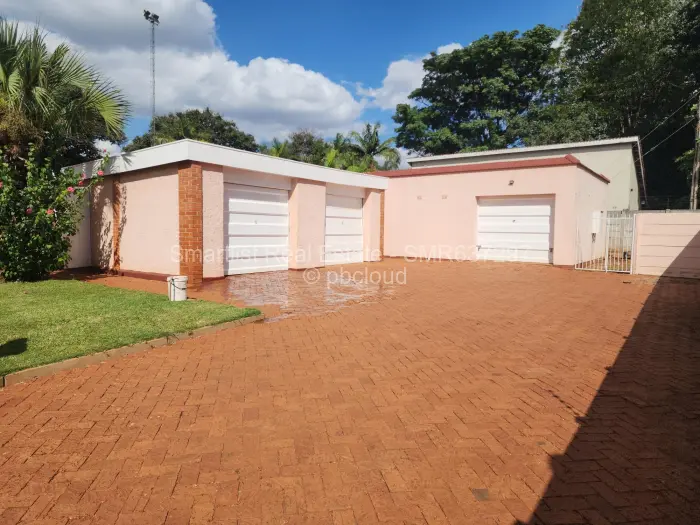 4 Bedroom House to Rent in Milton Park