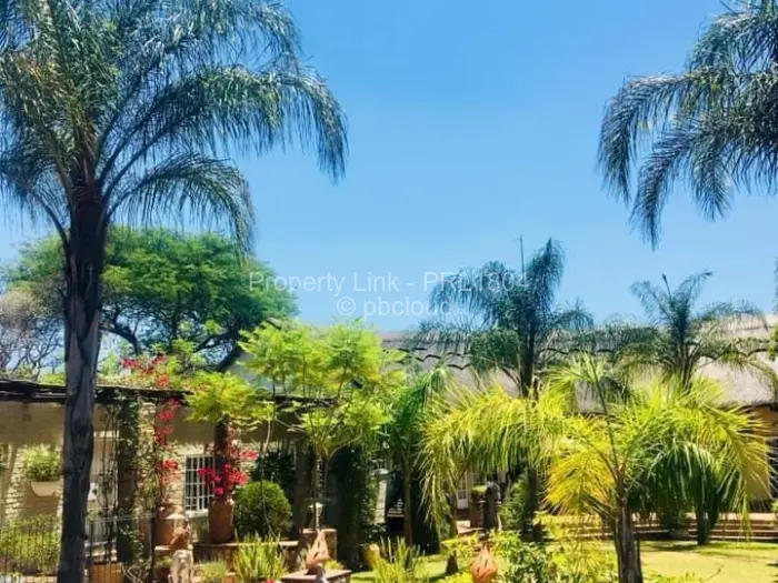 4 Bedroom House for Sale in Burnside, Bulawayo