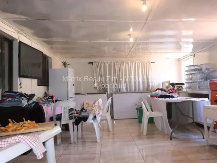 4 Bedroom House for Sale in Alexandra Park, Harare