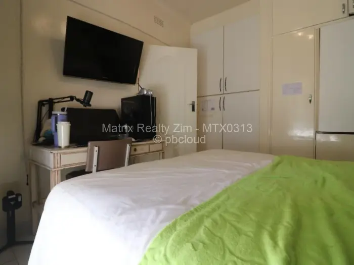 4 Bedroom House for Sale in Alexandra Park, Harare