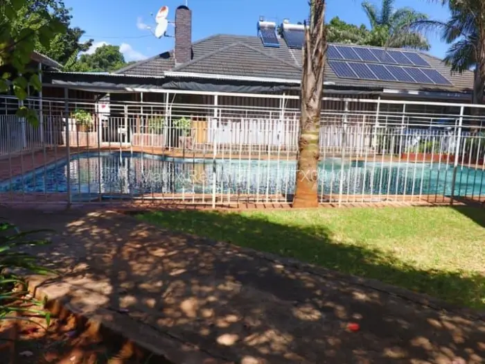 4 Bedroom House for Sale in Alexandra Park, Harare