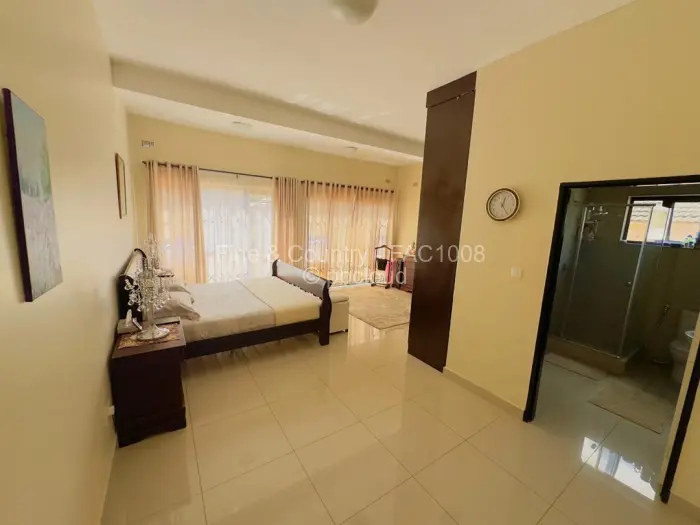 Flat/Apartment to Rent in Emerald Hill, Harare