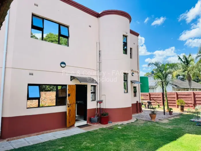 Flat/Apartment to Rent in Emerald Hill, Harare