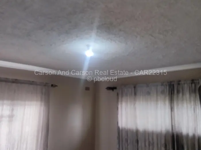 4 Bedroom House to Rent in Zimre Park