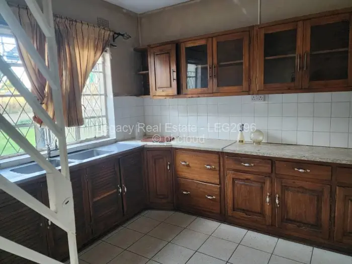 5 Bedroom House to Rent in Marlborough, Harare