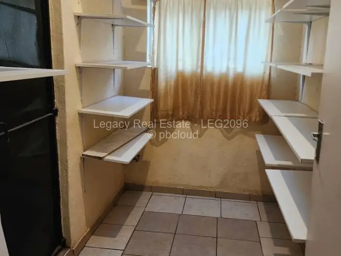 5 Bedroom House to Rent in Marlborough, Harare