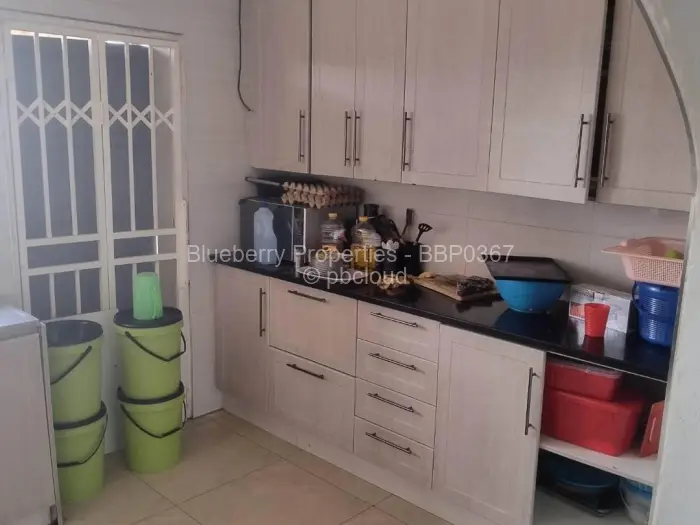 4 Bedroom House to Rent in Dawnview Park, Harare