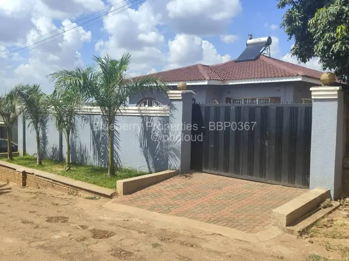 4 Bedroom House to Rent in Dawnview Park, Harare