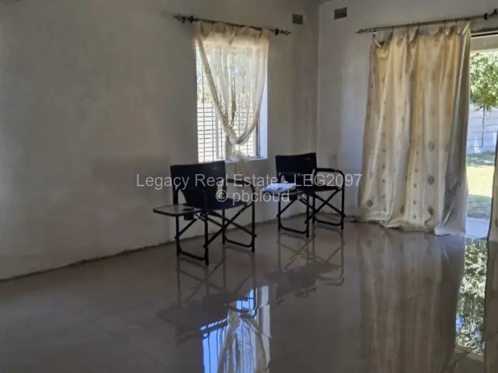 2 Bedroom House to Rent in Hatfield, Harare