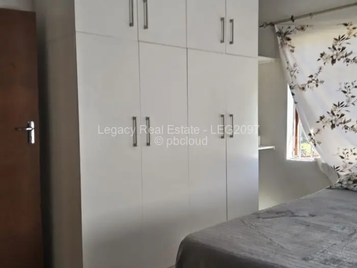 2 Bedroom House to Rent in Hatfield, Harare