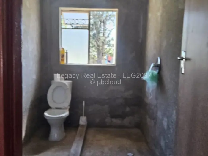 2 Bedroom House to Rent in Hatfield, Harare