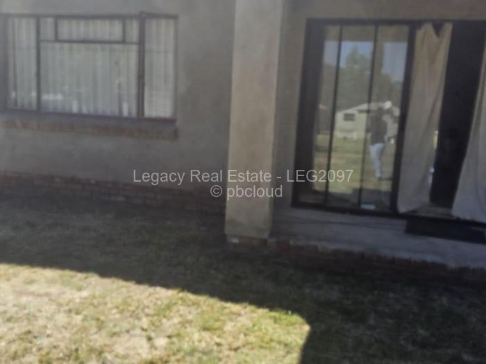 2 Bedroom House to Rent in Hatfield, Harare