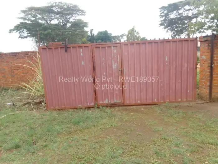 8 Bedroom House for Sale in Norton, Norton