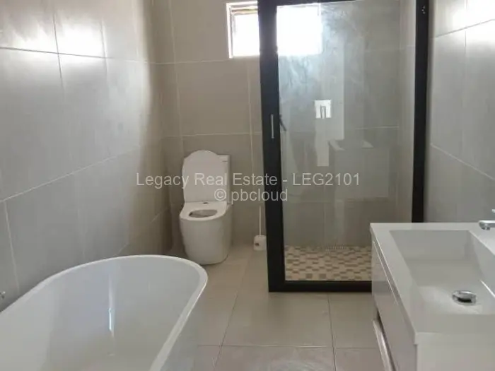 Townhouse/Cluster to Rent in Mount Pleasant, Harare