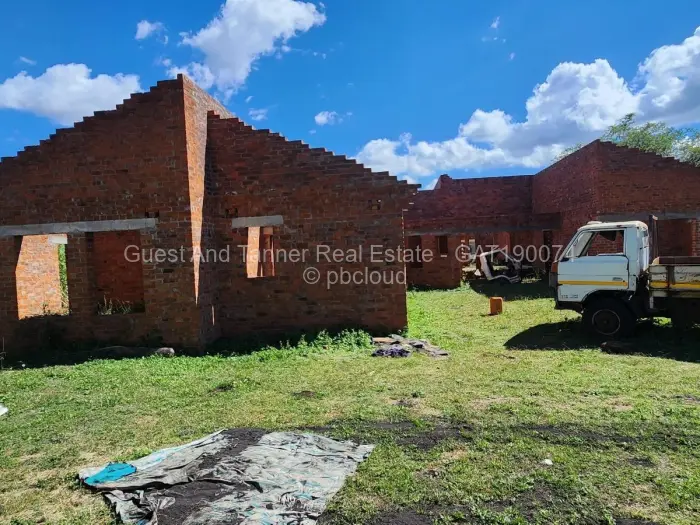 6 Bedroom House for Sale in Marlborough, Harare