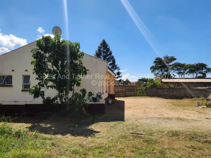 6 Bedroom House for Sale in Marlborough, Harare