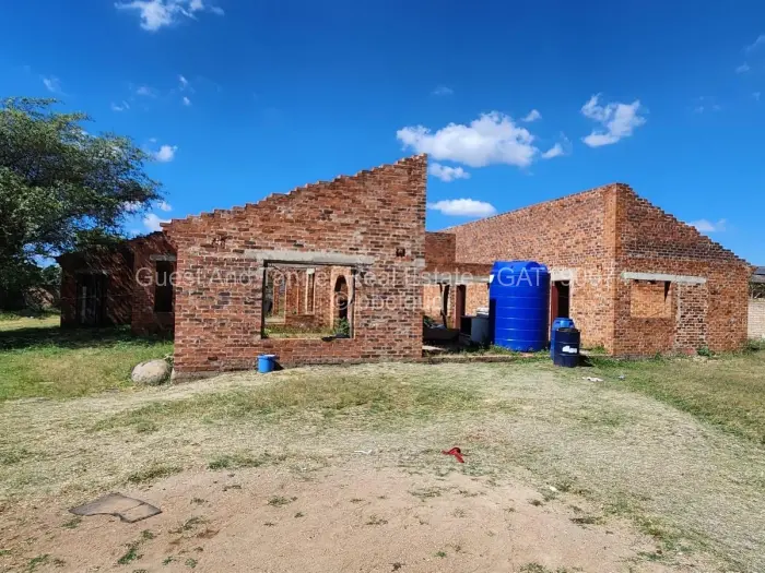 6 Bedroom House for Sale in Marlborough, Harare