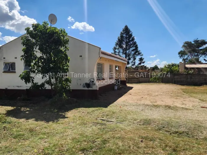 6 Bedroom House for Sale in Marlborough, Harare