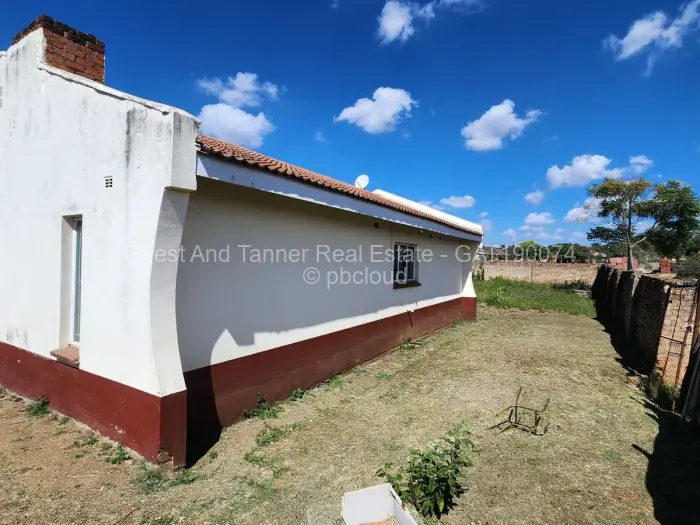 6 Bedroom House for Sale in Marlborough, Harare