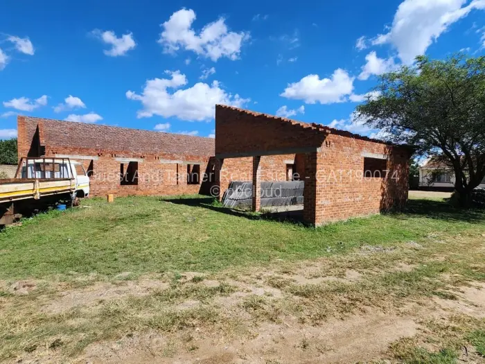 6 Bedroom House for Sale in Marlborough, Harare