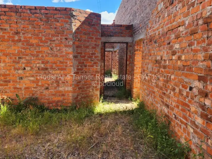 6 Bedroom House for Sale in Marlborough, Harare