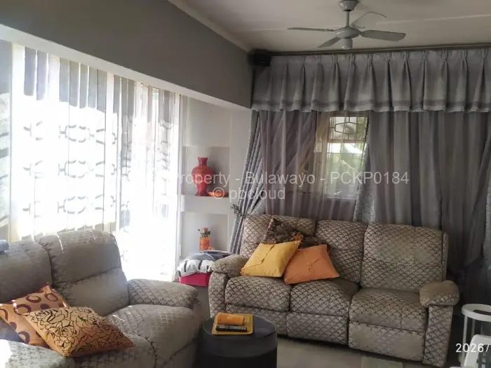4 Bedroom House for Sale in Woodlands, Bulawayo