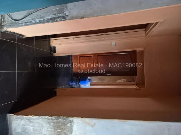 4 Bedroom House for Sale in Lenana Park, Harare