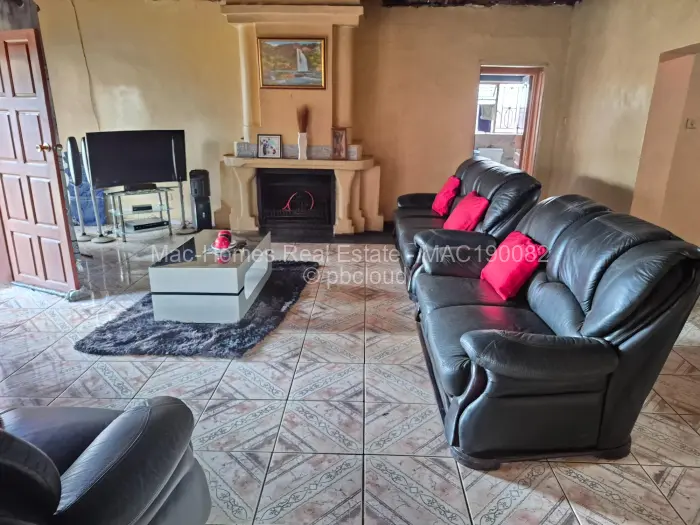 4 Bedroom House for Sale in Lenana Park, Harare