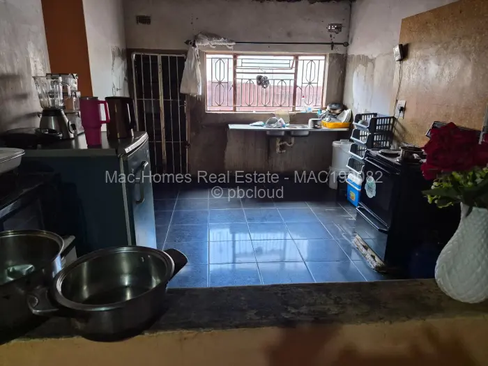 4 Bedroom House for Sale in Lenana Park, Harare