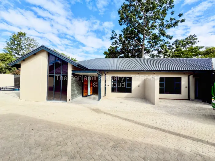Townhouse/Cluster to Rent in Avondale