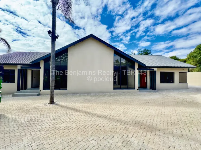 Townhouse/Cluster to Rent in Avondale