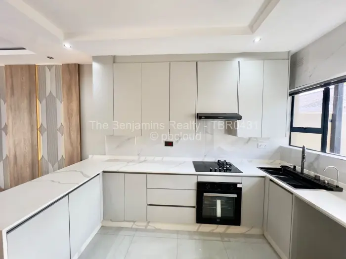 Townhouse/Cluster to Rent in Avondale
