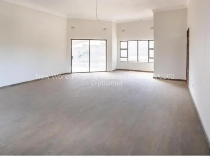6 Bedroom House for Sale in Carrick Creagh Estate, Harare