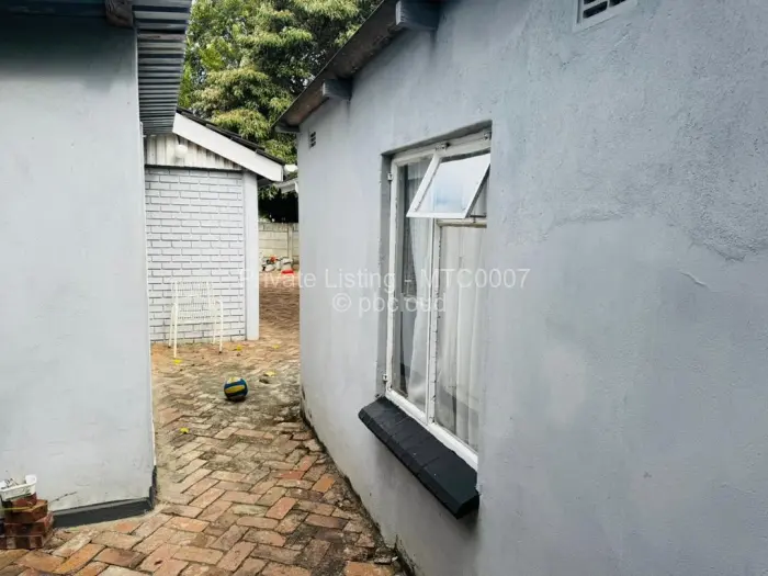 2 Bedroom Cottage/Garden Flat to Rent in Strathaven, Harare