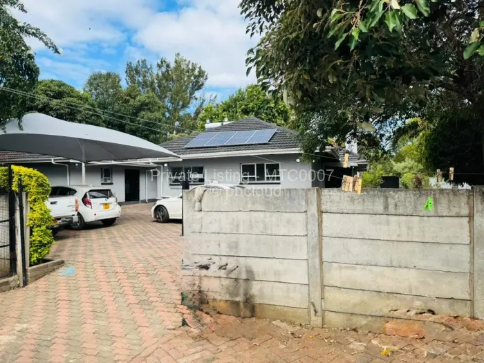 2 Bedroom Cottage/Garden Flat to Rent in Strathaven, Harare