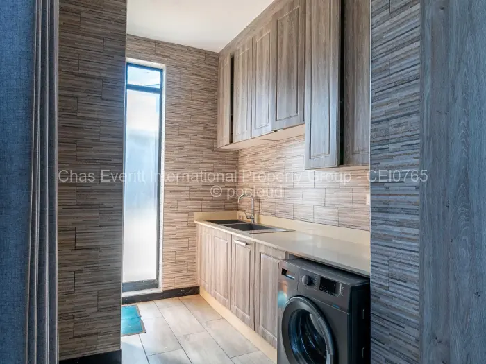 Townhouse/Cluster to Rent in Avondale, Harare