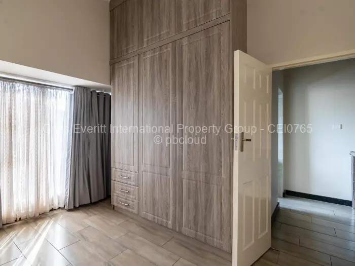 Townhouse/Cluster to Rent in Avondale, Harare