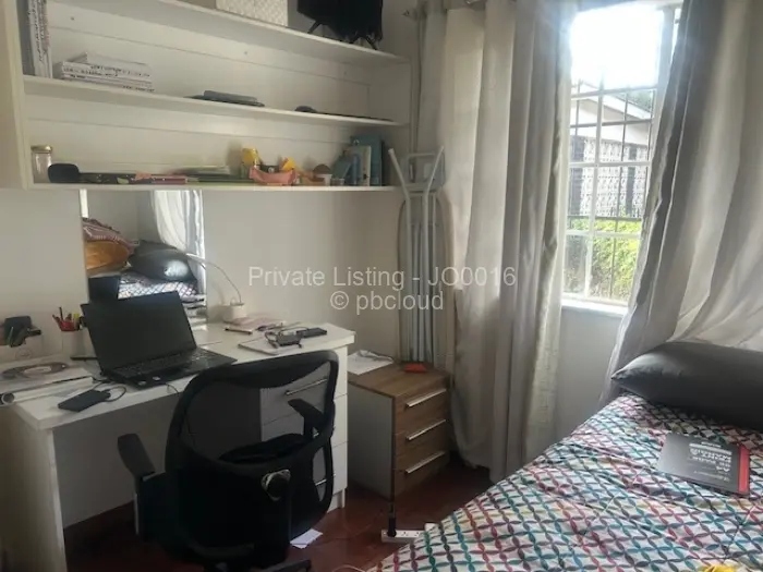 2 Bedroom Cottage/Garden Flat for Sale in Avondale, Harare