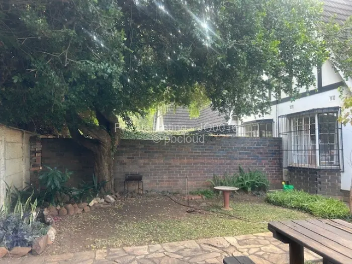 2 Bedroom Cottage/Garden Flat for Sale in Avondale, Harare
