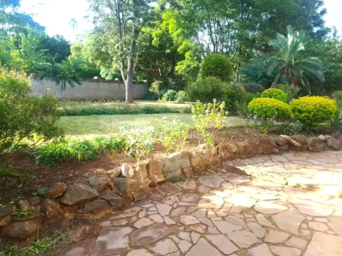 5 Bedroom House to Rent in Mount Pleasant, Harare
