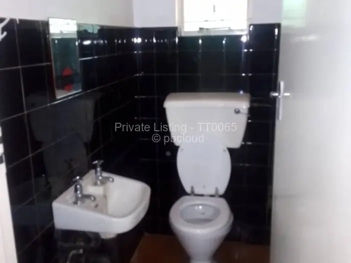 5 Bedroom House to Rent in Mount Pleasant, Harare